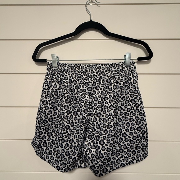 Kill Crew Muay Thai Shorts (Mid Thigh Cut) Snow Leopard Size M - Picture 4 of 4